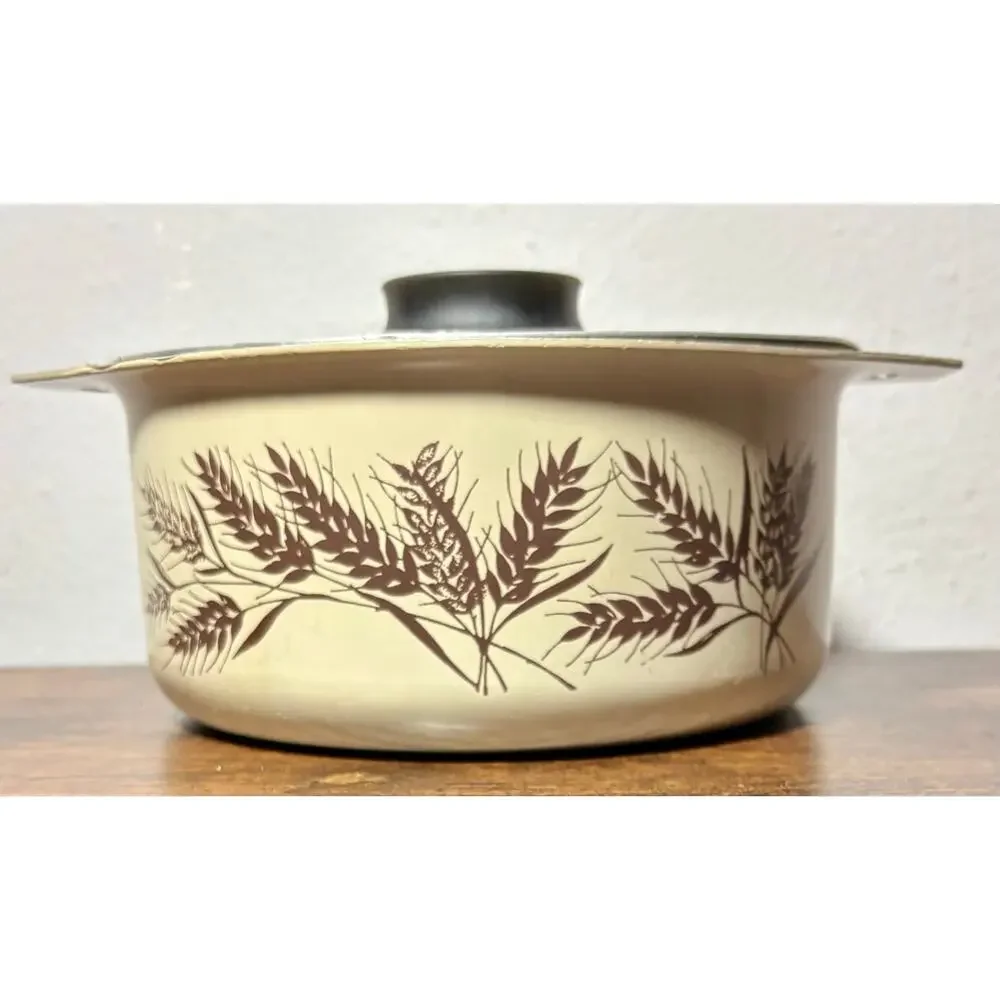 Vintage Multiware 8” Harvest Wheat Enamel Coated Aluminum Casserole Dish